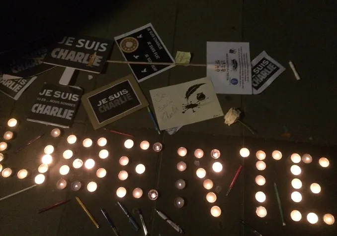 ©Greg Wolf, Paris, France, CC BY 2.0 Wikimedia Commons