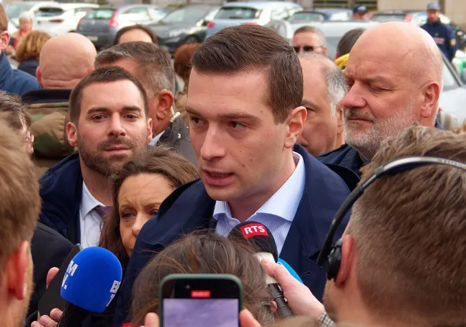 Jordan Bardella à Belfort en mars 2024 ©Thomas Bresson, CC BY 4.0 Wikimedia Commons