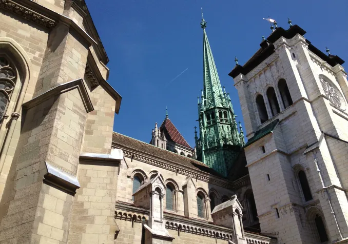 Cathédrale Saint-Pierre Genève (©Jean-Christophe Emery)