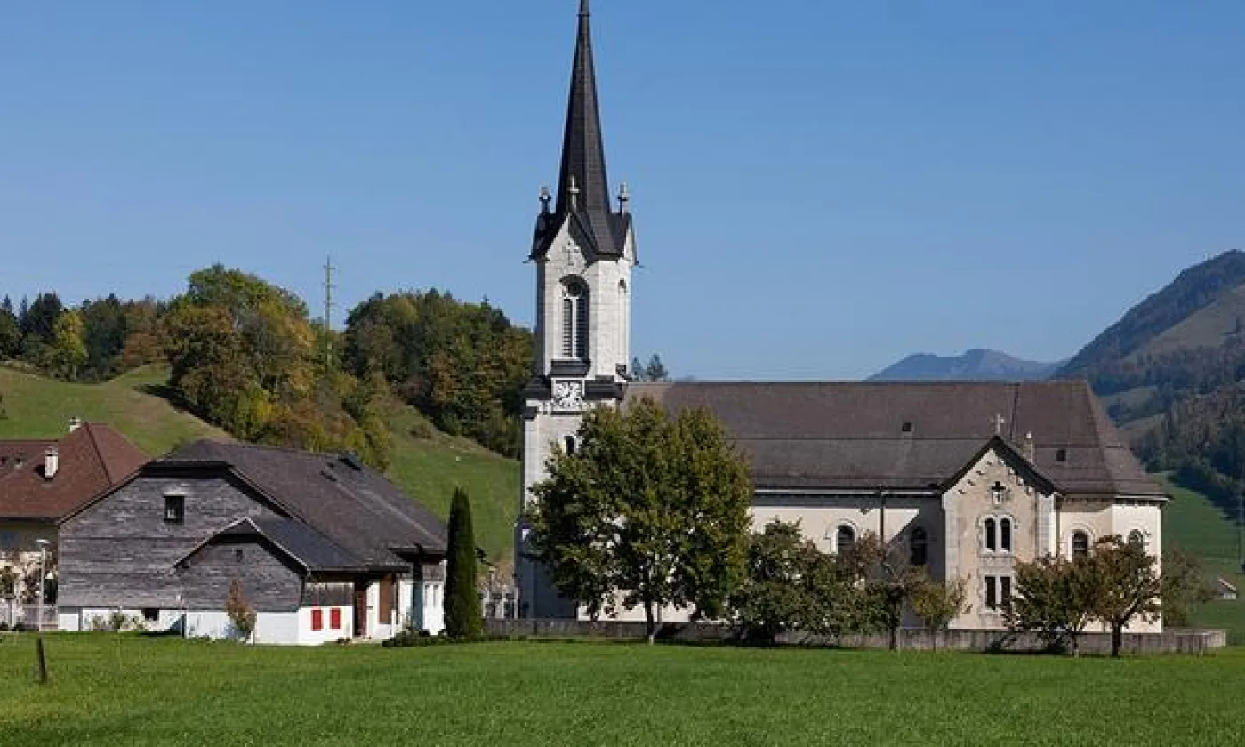 L'église de Montbovon (FR) Unité pastorale Notre-Dame de l’Evi