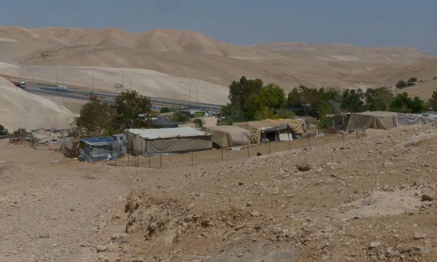 Douze des communautés palestiniennes menacées d'expulsion par Israël vivent dans la région de Khan al-Ahmar, en Cisjordanie.